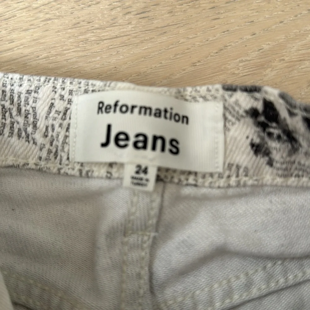 Reformation Black and White Printed Women's Jeans - Picture 2 of 3